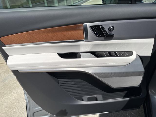 new 2026 Cadillac VISTIQ car, priced at $79,890