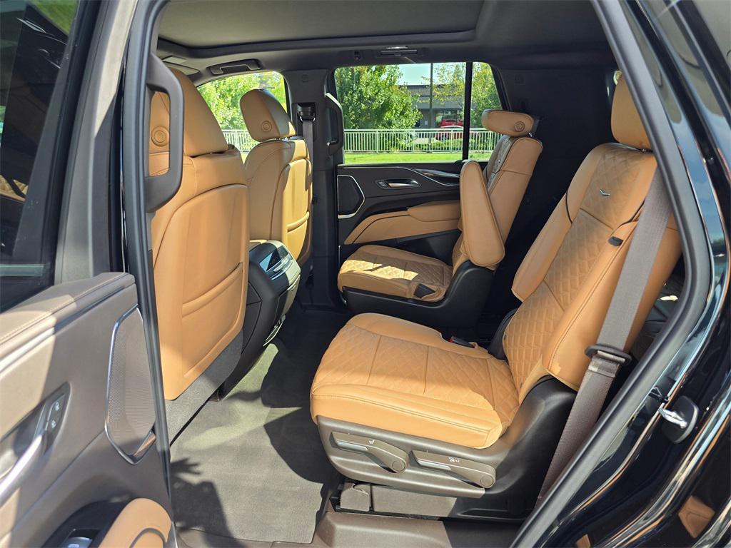 used 2024 Cadillac Escalade car, priced at $81,995