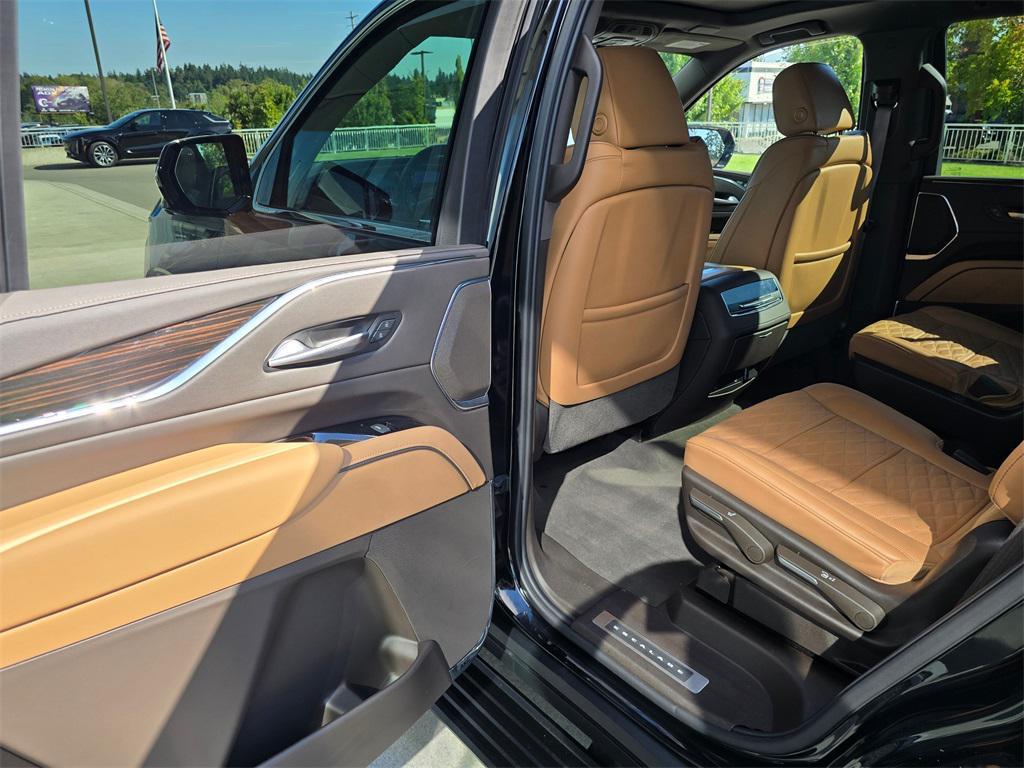 used 2024 Cadillac Escalade car, priced at $81,995