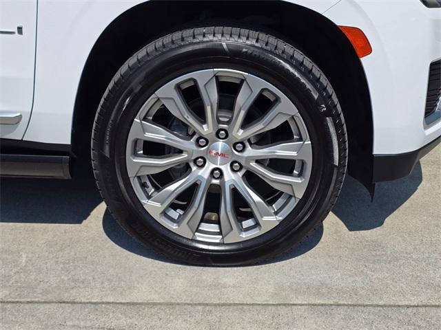 used 2022 GMC Yukon XL car, priced at $51,995