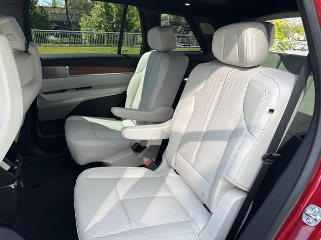 new 2026 Cadillac VISTIQ car, priced at $83,695