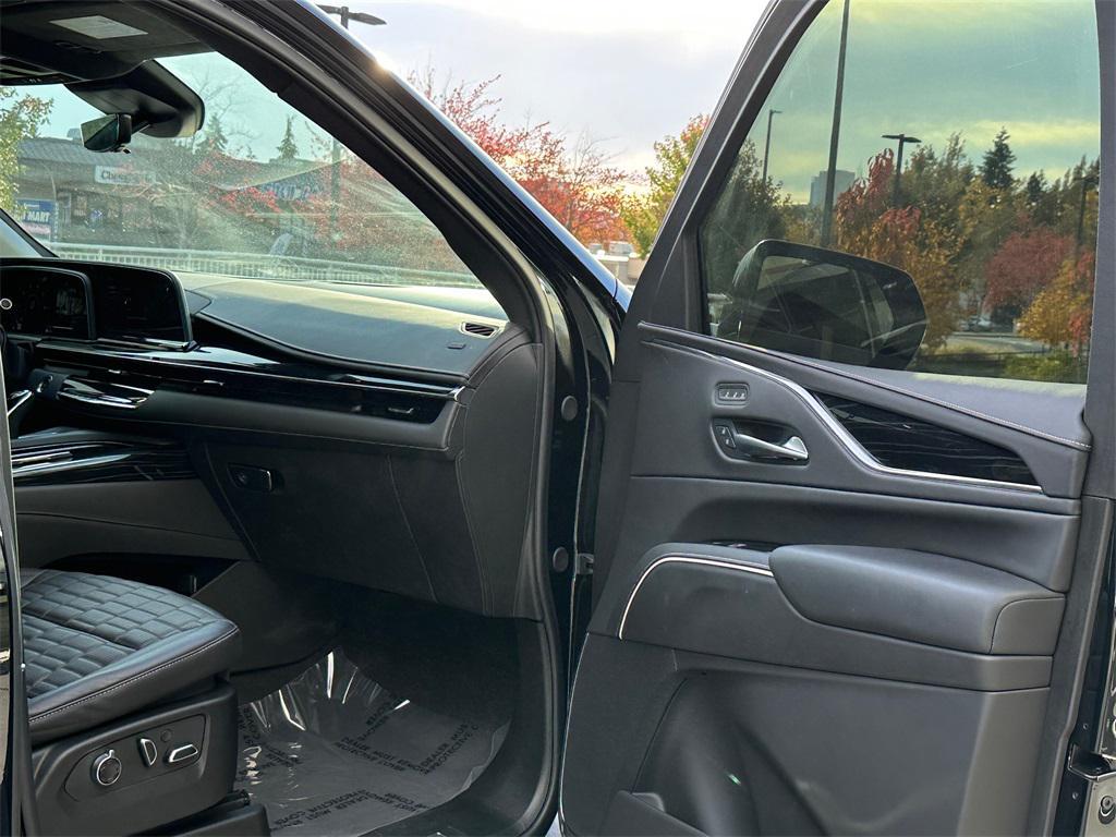 used 2024 Cadillac Escalade ESV car, priced at $134,995