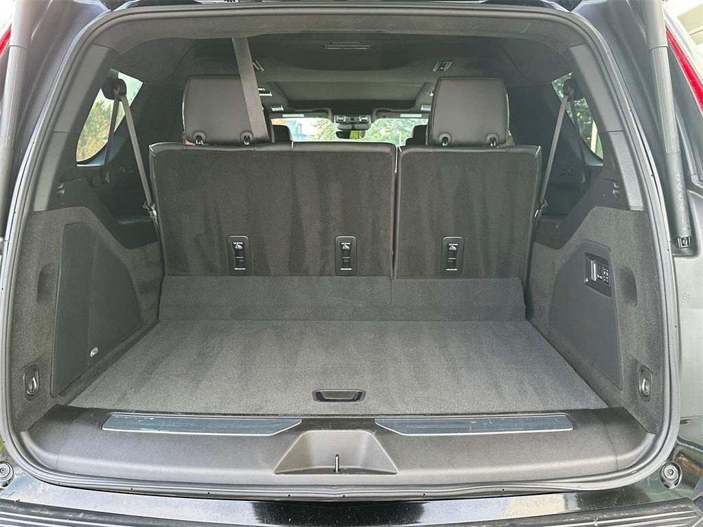 used 2024 Cadillac Escalade ESV car, priced at $134,995