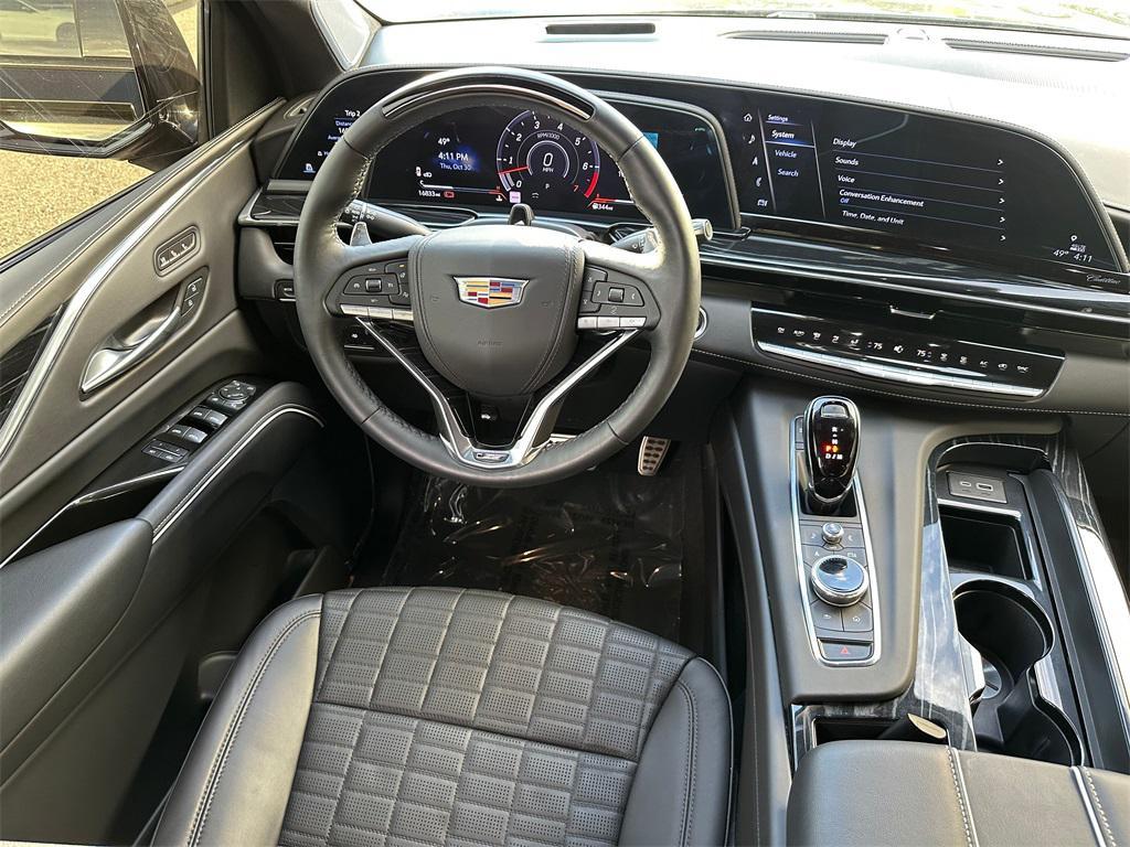 used 2024 Cadillac Escalade ESV car, priced at $134,995
