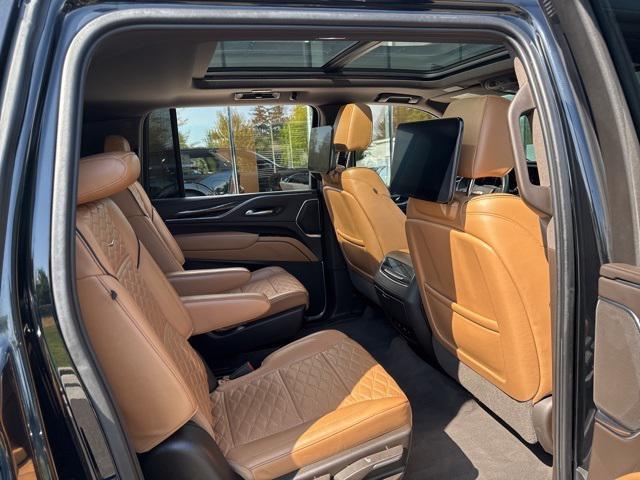 used 2021 Cadillac Escalade ESV car, priced at $59,995