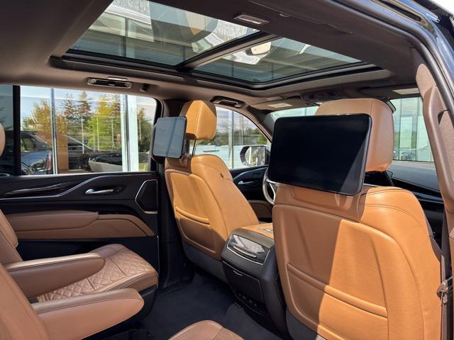 used 2021 Cadillac Escalade ESV car, priced at $59,995