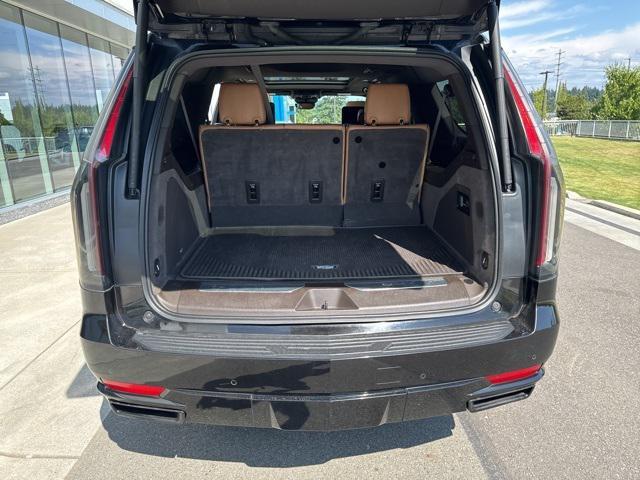 used 2021 Cadillac Escalade ESV car, priced at $59,995