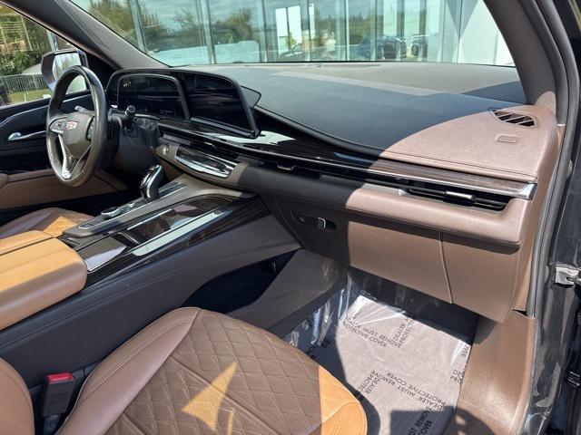used 2021 Cadillac Escalade ESV car, priced at $59,995