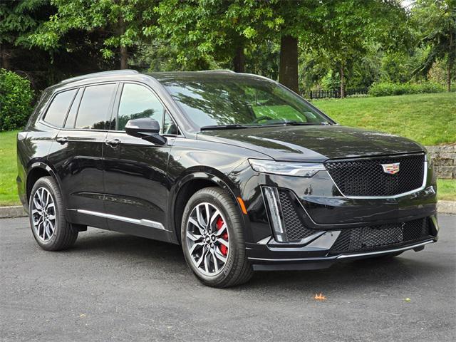 new 2025 Cadillac XT6 car, priced at $62,815