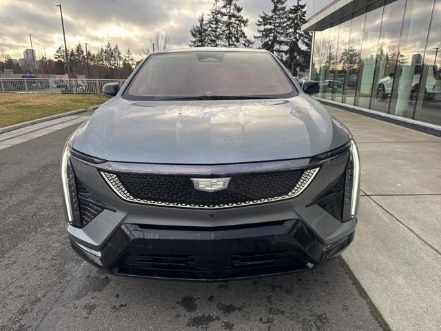 new 2025 Cadillac OPTIQ car, priced at $55,615