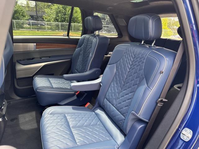 new 2026 Cadillac VISTIQ car, priced at $94,715