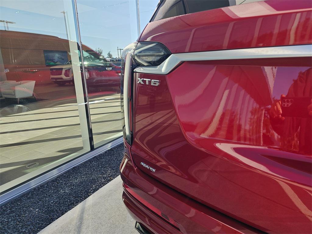 used 2023 Cadillac XT6 car, priced at $46,800