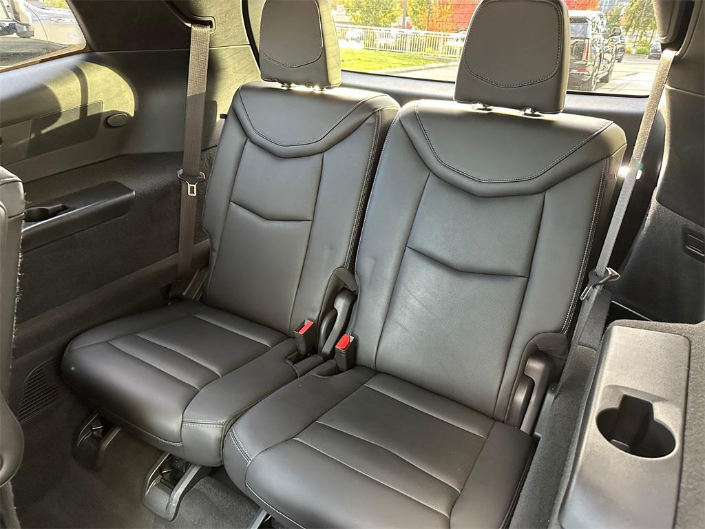 used 2022 Cadillac XT6 car, priced at $36,995