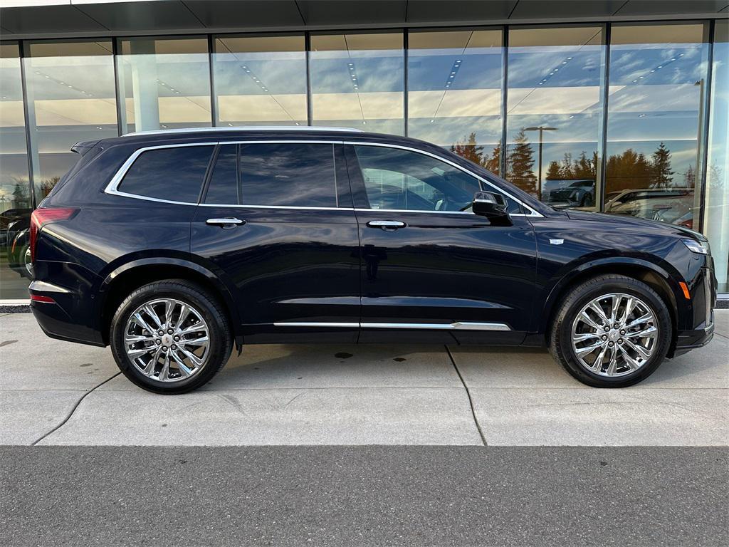 used 2022 Cadillac XT6 car, priced at $36,995
