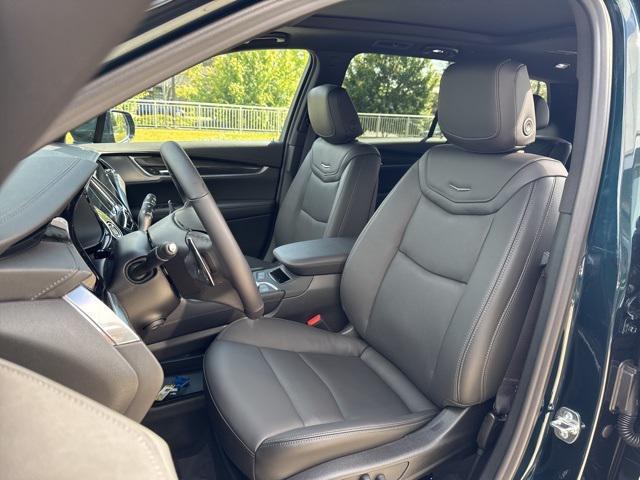 new 2025 Cadillac XT6 car, priced at $63,615