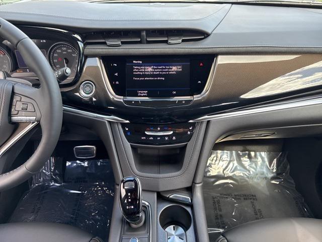 new 2025 Cadillac XT6 car, priced at $76,315