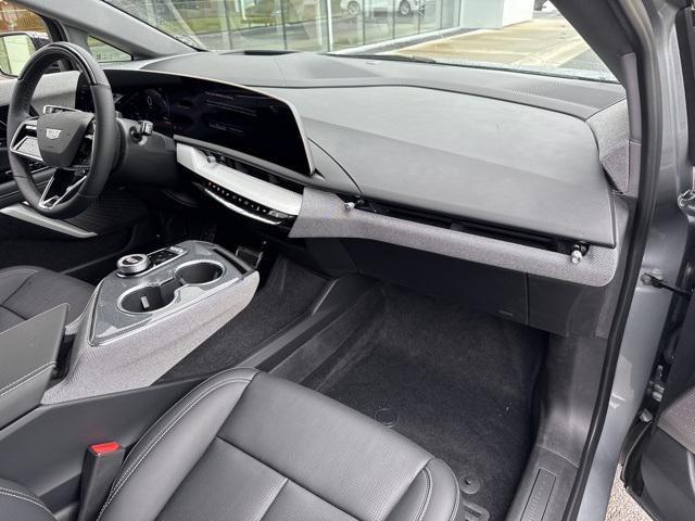 new 2025 Cadillac OPTIQ car, priced at $59,015