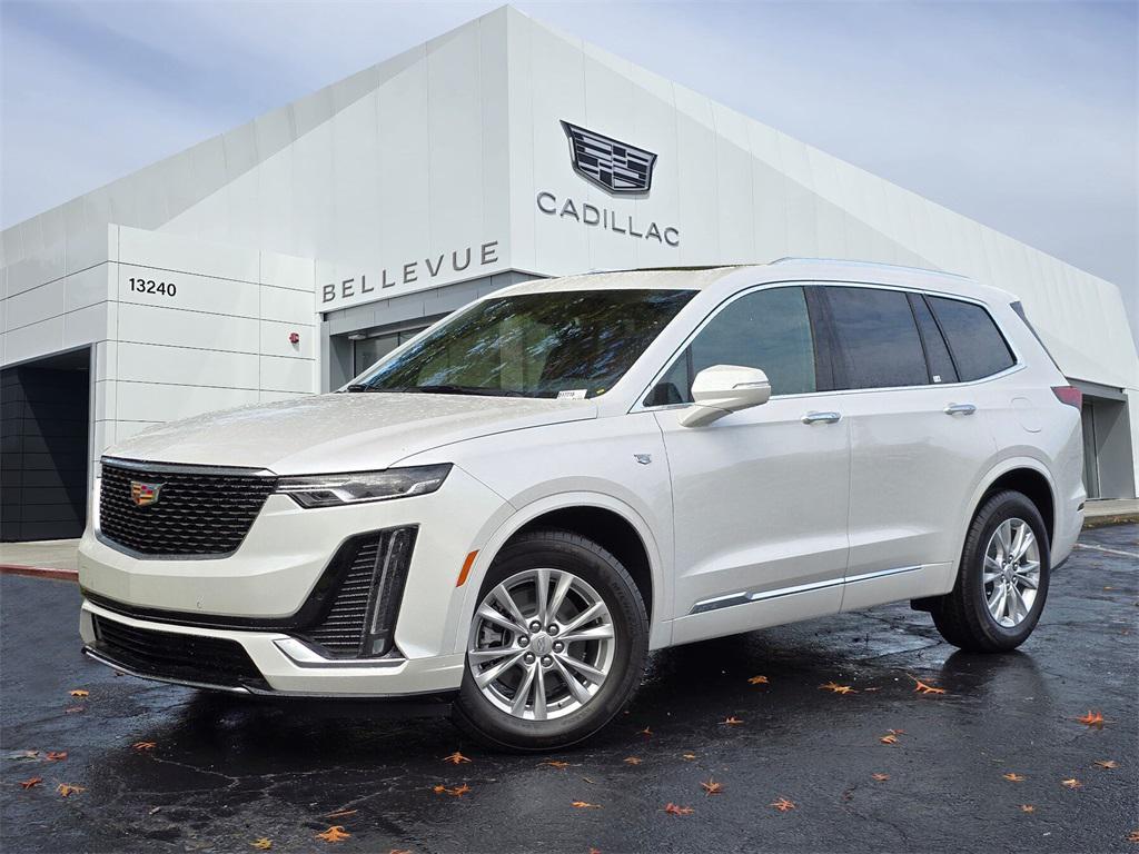 new 2025 Cadillac XT6 car, priced at $53,915