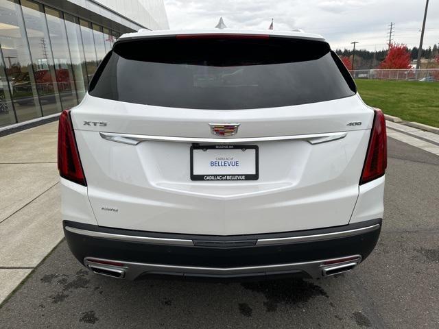 new 2025 Cadillac XT5 car, priced at $56,215