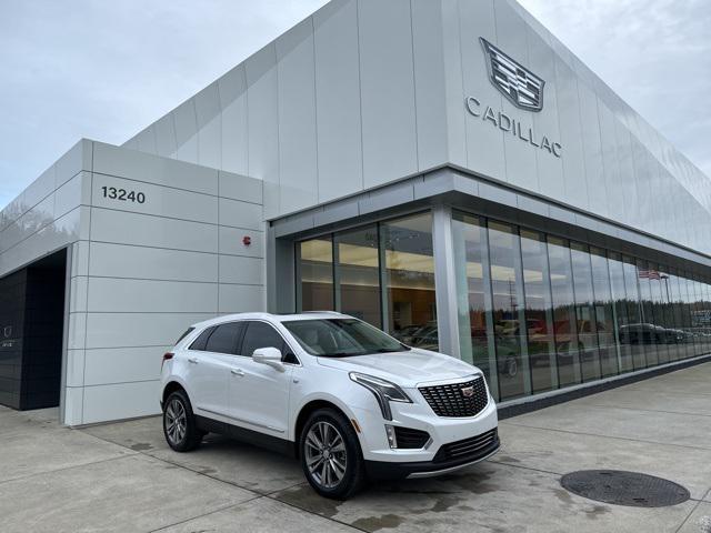 new 2025 Cadillac XT5 car, priced at $56,215