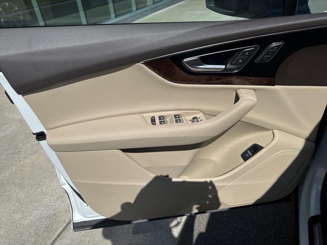 used 2017 Audi Q7 car, priced at $18,995