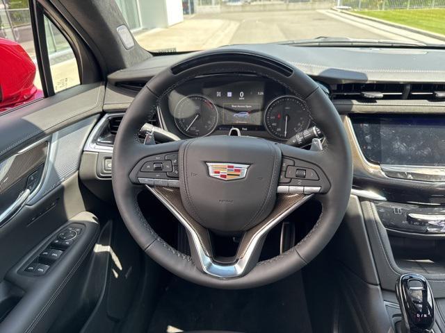 new 2025 Cadillac XT6 car, priced at $77,015