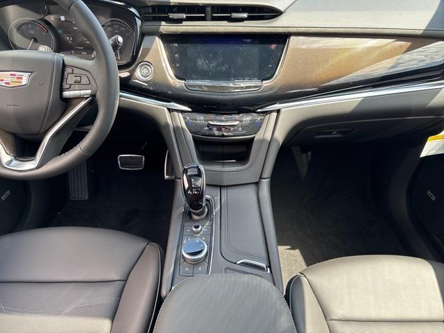 new 2025 Cadillac XT6 car, priced at $77,015
