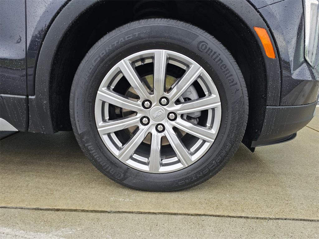 used 2023 Cadillac XT4 car, priced at $26,800