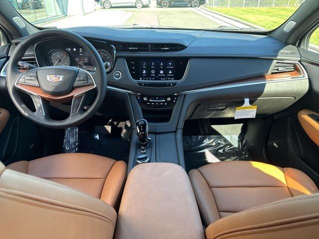 new 2025 Cadillac XT5 car, priced at $58,290