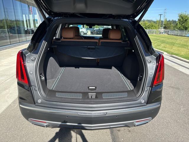 new 2025 Cadillac XT5 car, priced at $58,290
