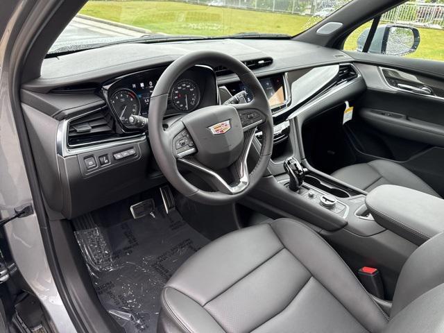new 2025 Cadillac XT6 car, priced at $65,440