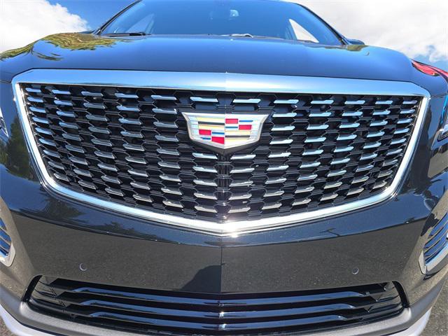 new 2024 Cadillac XT5 car, priced at $54,215