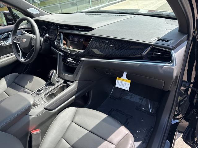 new 2025 Cadillac XT6 car, priced at $60,315