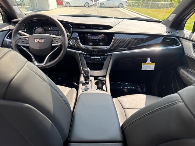 new 2025 Cadillac XT6 car, priced at $60,315