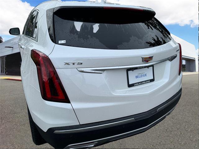 new 2025 Cadillac XT5 car, priced at $53,215