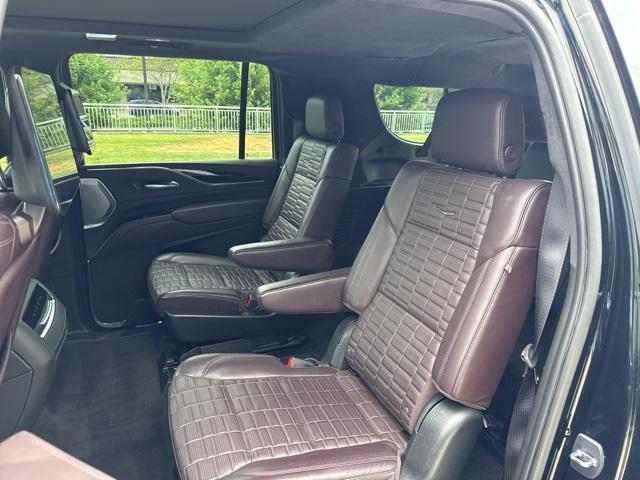 used 2022 Cadillac Escalade ESV car, priced at $83,995