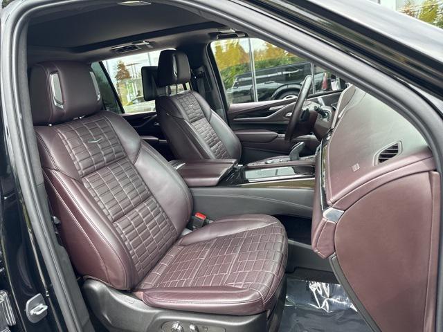 used 2022 Cadillac Escalade ESV car, priced at $83,995