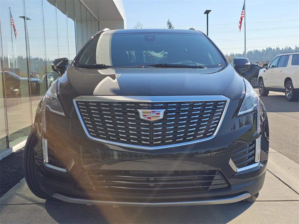new 2025 Cadillac XT5 car, priced at $56,990