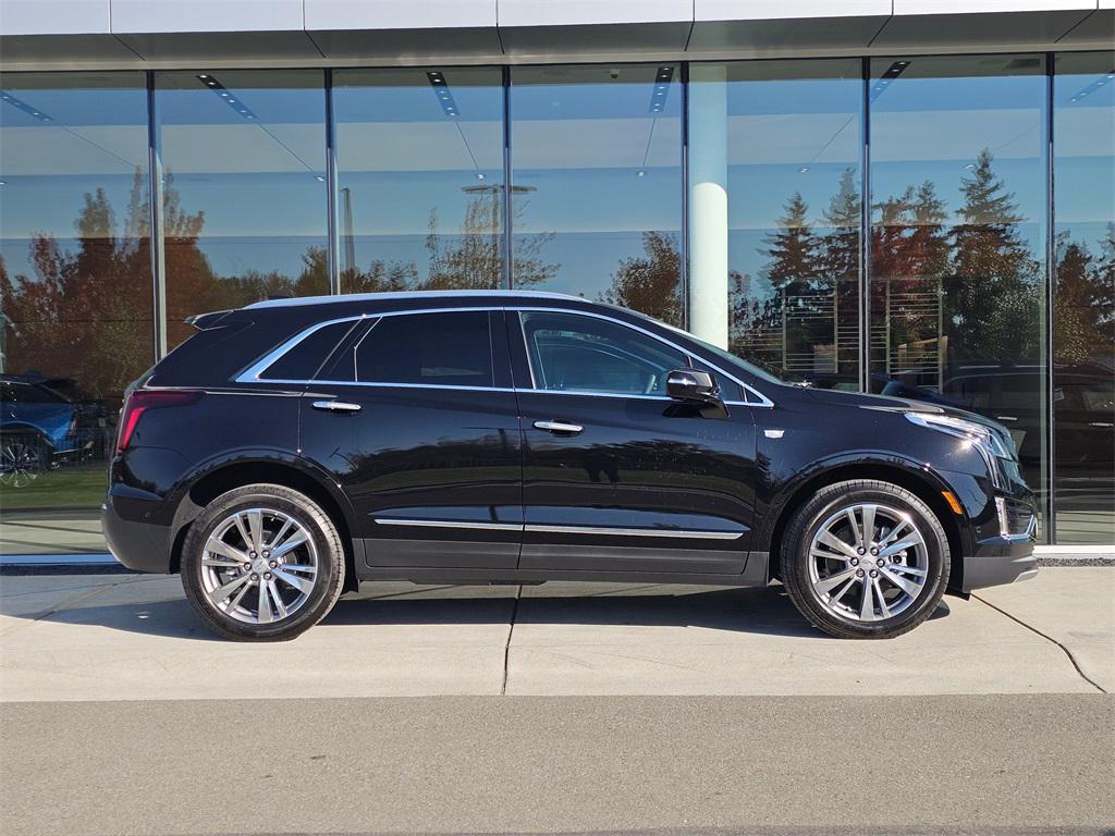 new 2025 Cadillac XT5 car, priced at $56,990