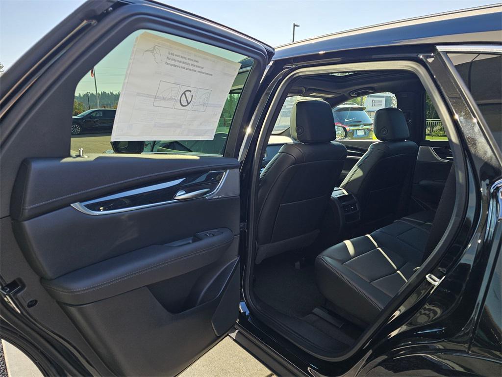 new 2025 Cadillac XT5 car, priced at $56,990