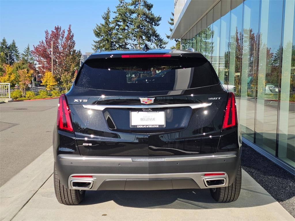 new 2025 Cadillac XT5 car, priced at $56,990