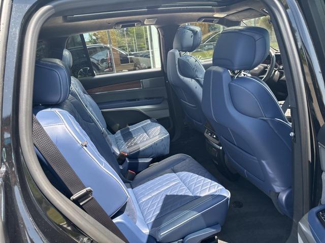 new 2026 Cadillac VISTIQ car, priced at $94,090