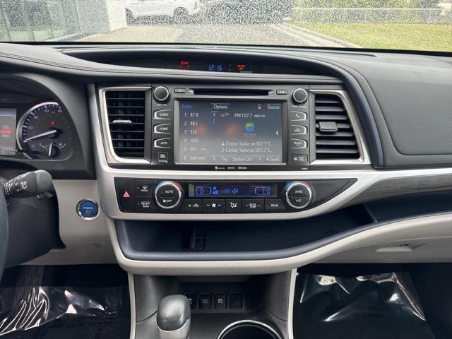 used 2019 Toyota Highlander Hybrid car, priced at $36,852