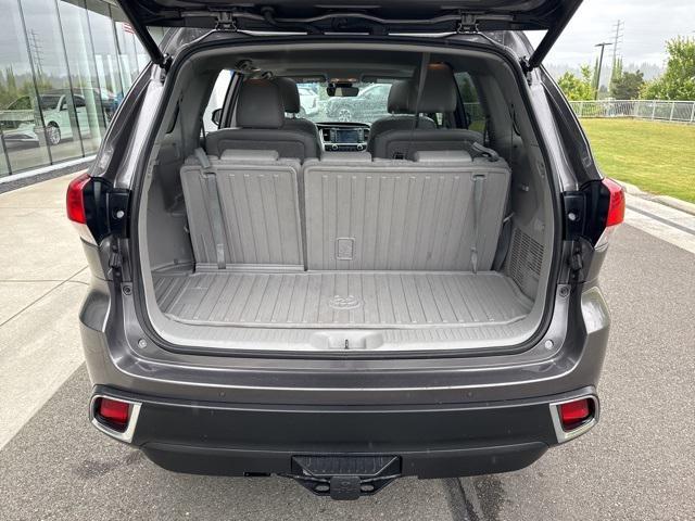 used 2019 Toyota Highlander Hybrid car, priced at $36,852