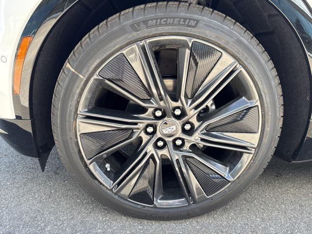 new 2025 Cadillac LYRIQ car, priced at $73,715