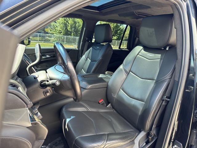 used 2019 Cadillac Escalade car, priced at $45,995