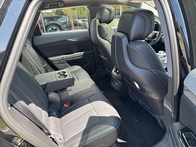 new 2025 Cadillac OPTIQ car, priced at $57,790