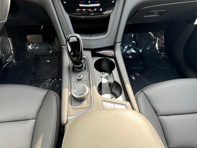 used 2025 Cadillac XT6 car