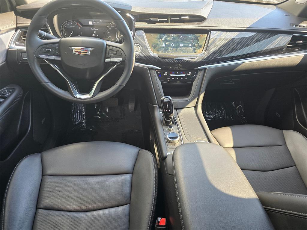 used 2024 Cadillac XT6 car, priced at $46,800