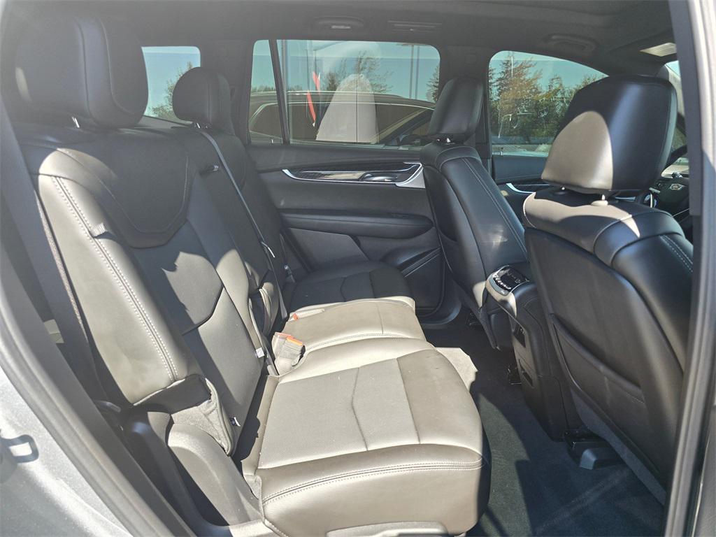 used 2024 Cadillac XT6 car, priced at $46,800